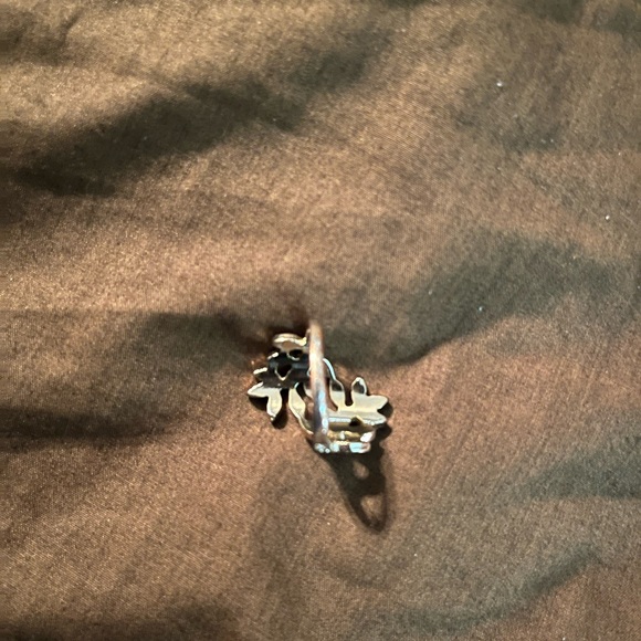 Gold ring with CZ. Size 9 - Picture 3 of 3